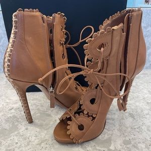 AUTHENTIC Tabitha Simmons brown leather heels made in Italy